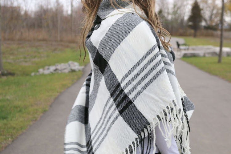 How to Style a Poncho