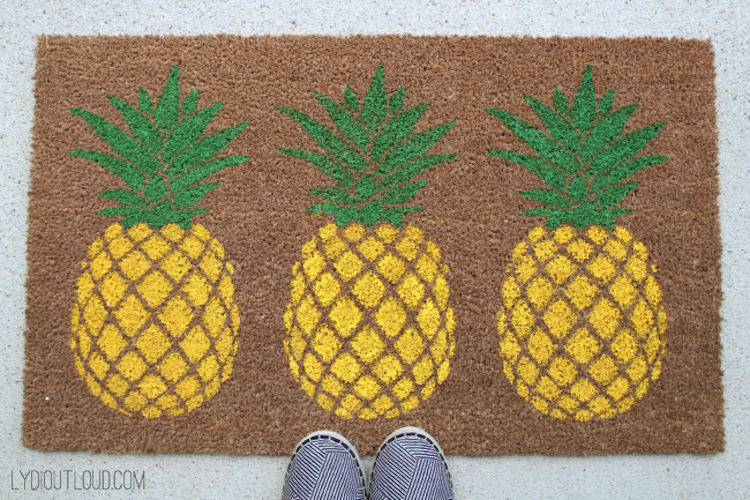 DIY Pineapple Decor Ideas Crafts