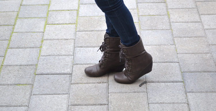 brown-lace-up-boots-spring