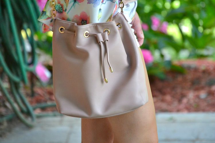 OOTD :: Floral Blazers & Bucket Bags