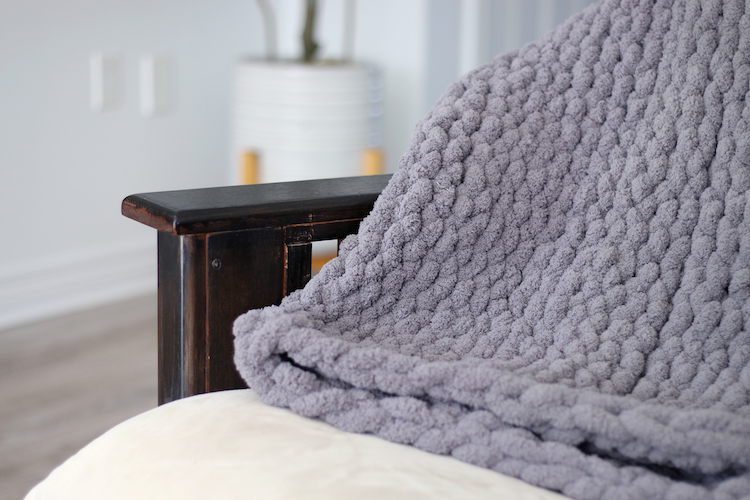 Hand knit chunky throw : r/knitting